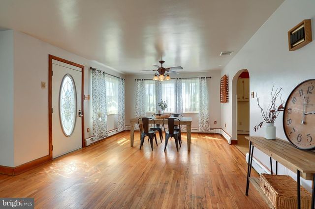 735 ROSEDALE AVE, Middletown, PA 17057