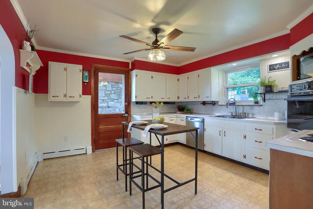 735 ROSEDALE AVE, Middletown, PA 17057