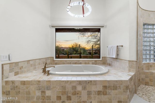 10639 E Mark Lane, Scottsdale, AZ 85262