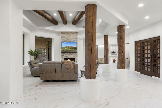 10639 E Mark Lane, Scottsdale, AZ 85262