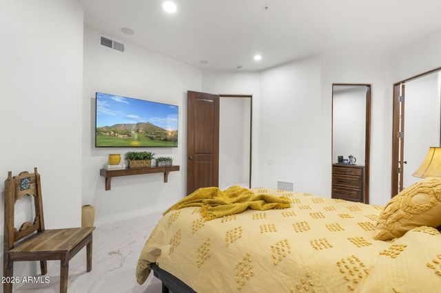 10639 E Mark Lane, Scottsdale, AZ 85262