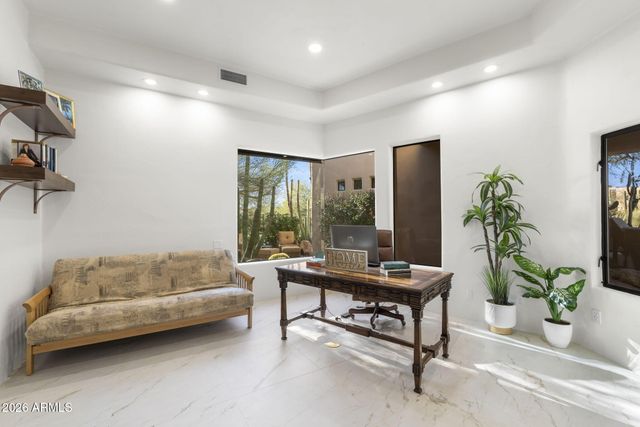 10639 E Mark Lane, Scottsdale, AZ 85262