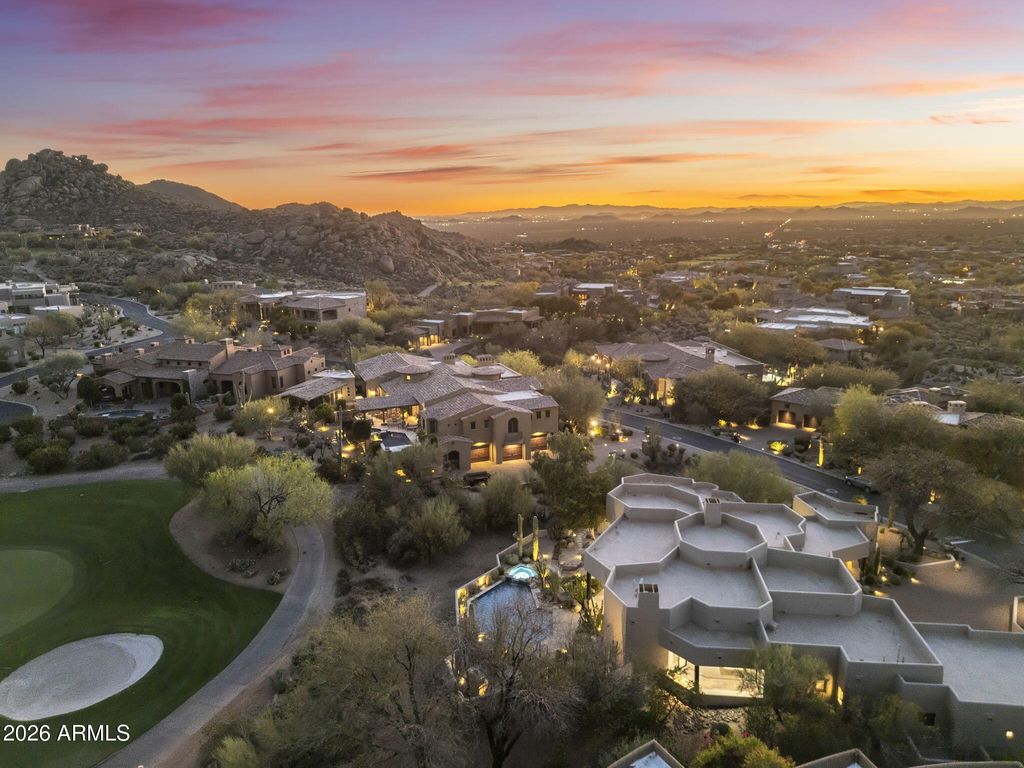 Image 103 of property listing at 10639 E Mark Lane, Scottsdale, AZ 85262