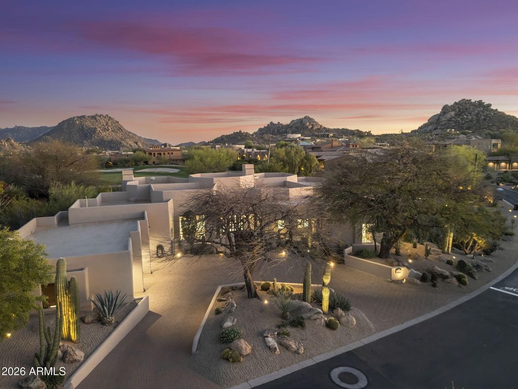 Image 108 of property listing at 10639 E Mark Lane, Scottsdale, AZ 85262