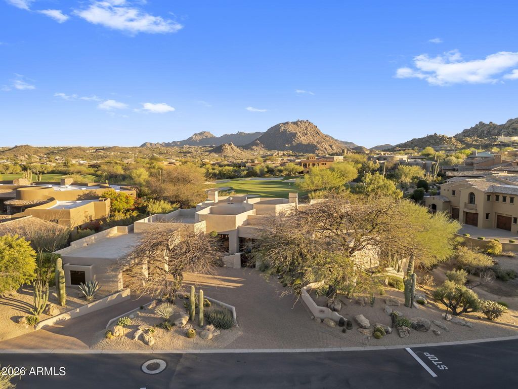 Image 113 of property listing at 10639 E Mark Lane, Scottsdale, AZ 85262
