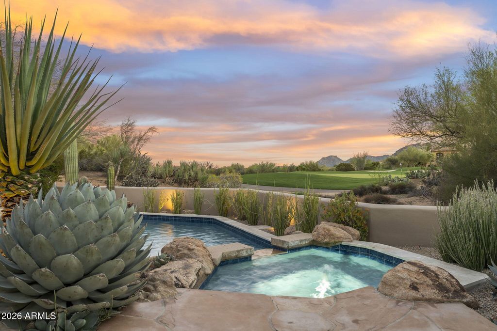 Image 21 of property listing at 10639 E Mark Lane, Scottsdale, AZ 85262