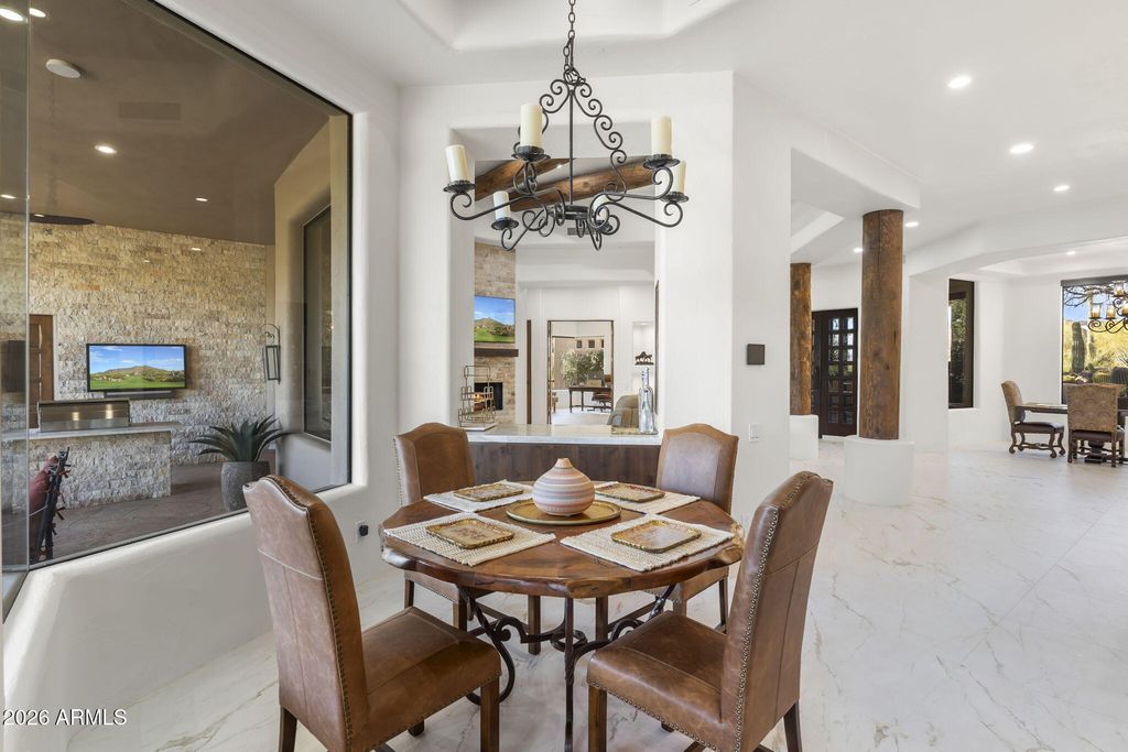 Image 23 of property listing at 10639 E Mark Lane, Scottsdale, AZ 85262