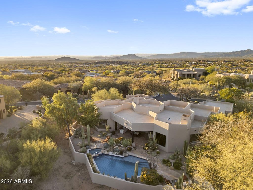 Image 29 of property listing at 10639 E Mark Lane, Scottsdale, AZ 85262