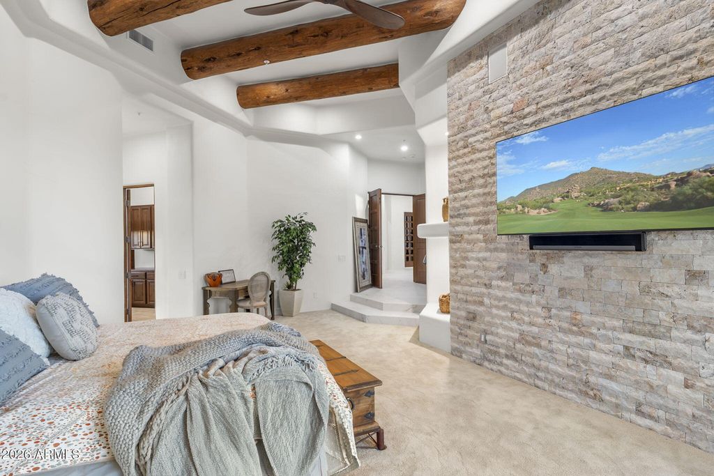 Image 38 of property listing at 10639 E Mark Lane, Scottsdale, AZ 85262