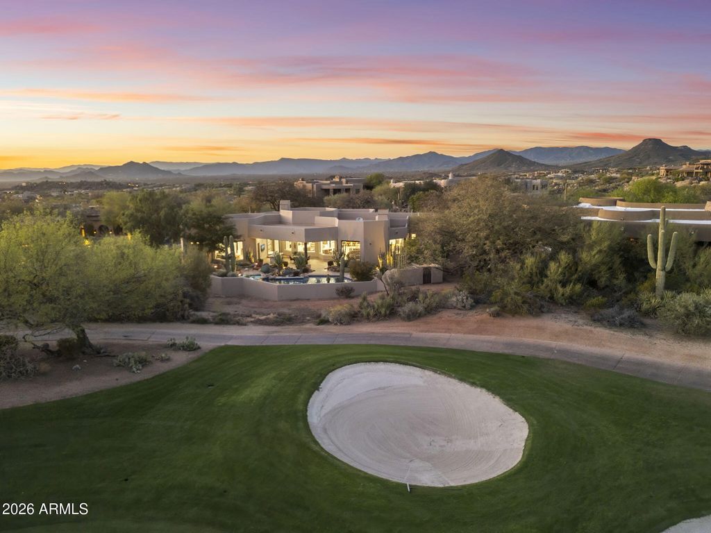 Image 5 of property listing at 10639 E Mark Lane, Scottsdale, AZ 85262