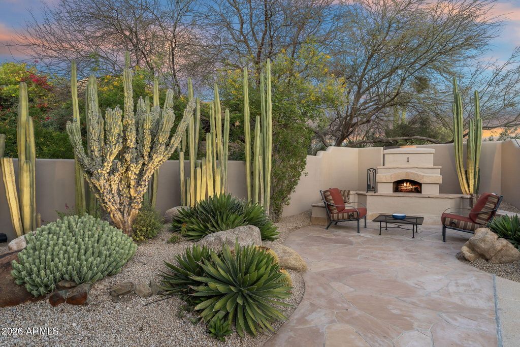 Image 67 of property listing at 10639 E Mark Lane, Scottsdale, AZ 85262