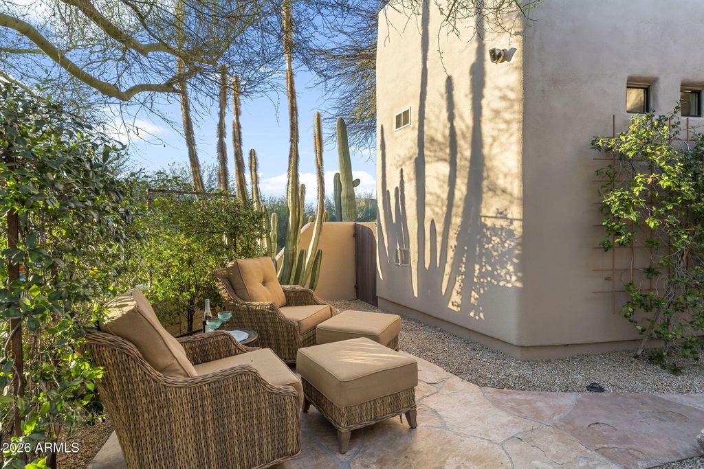 Image 74 of property listing at 10639 E Mark Lane, Scottsdale, AZ 85262