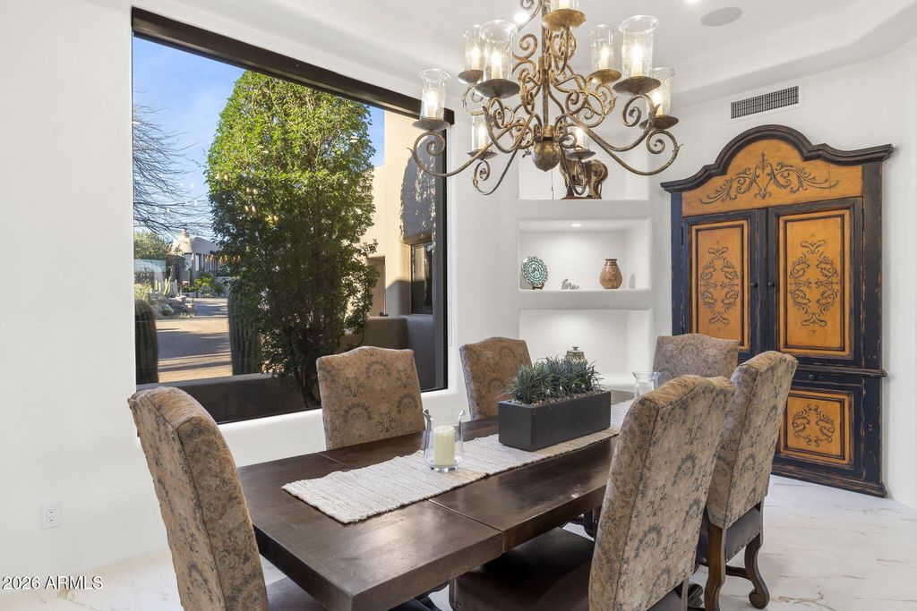 Image 94 of property listing at 10639 E Mark Lane, Scottsdale, AZ 85262