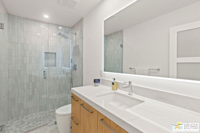72390 Rodeo Way, Rancho Mirage, CA 92270