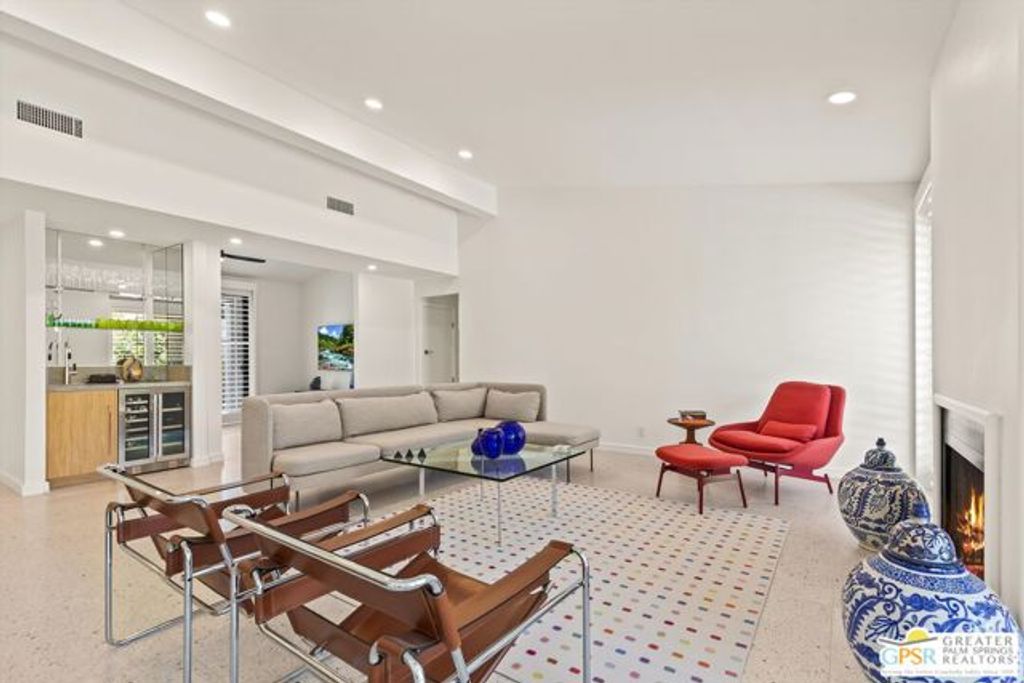 72390 Rodeo Way, Rancho Mirage, CA 92270