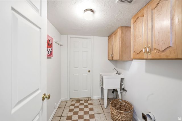4016 W KELVINGROVE CIR, South Jordan, UT 84095