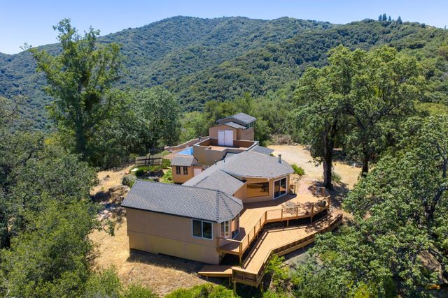 39700 Laurel Springs Road, Carmel Valley, CA 93924