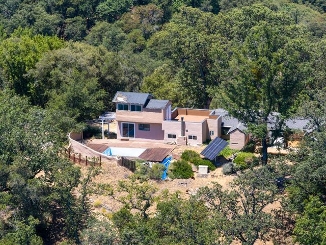 39700 Laurel Springs Road, Carmel Valley, CA 93924