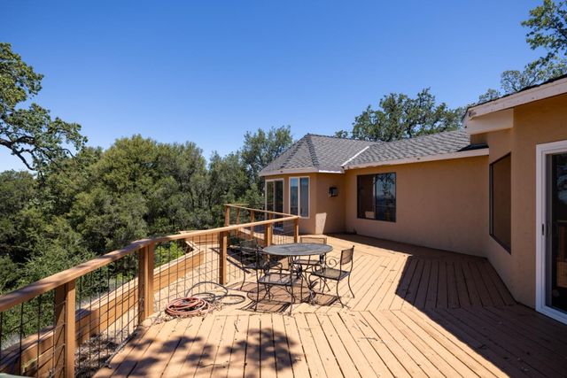 39700 Laurel Springs Road, Carmel Valley, CA 93924
