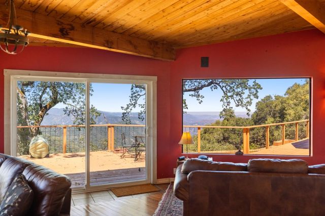 39700 Laurel Springs Road, Carmel Valley, CA 93924