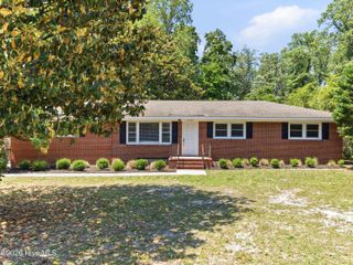 5335 Andover Road, Wilmington, NC 28403