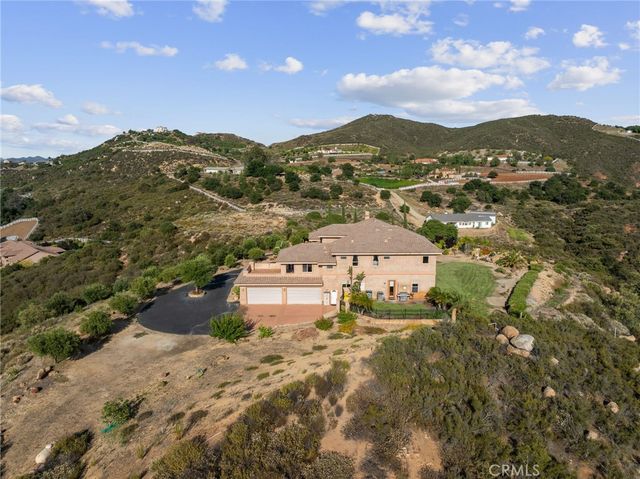 37654 Calle De Lobo, Murrieta, CA 92562