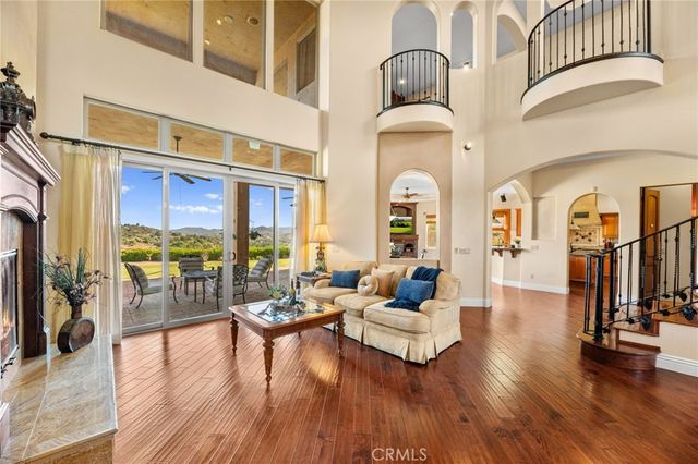 37654 Calle De Lobo, Murrieta, CA 92562