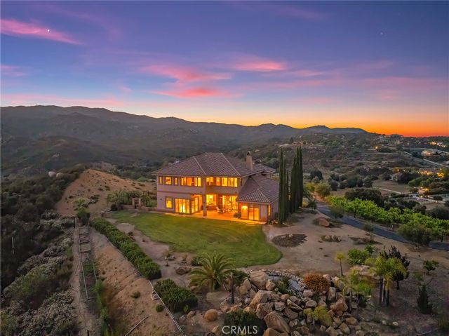 37654 Calle De Lobo, Murrieta, CA 92562