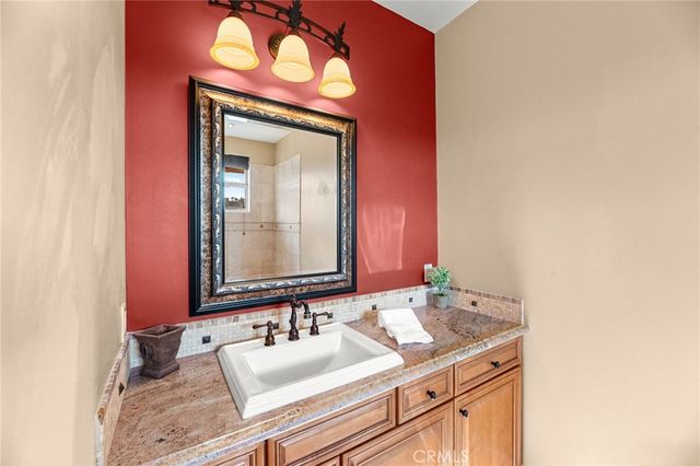 37654 Calle De Lobo, Murrieta, CA 92562