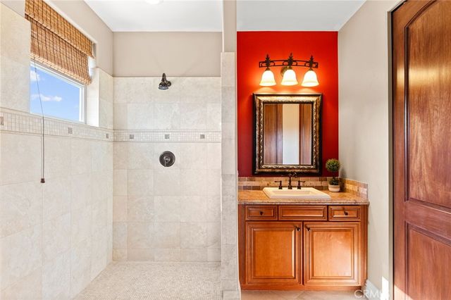 37654 Calle De Lobo, Murrieta, CA 92562