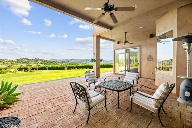 37654 Calle De Lobo, Murrieta, CA 92562