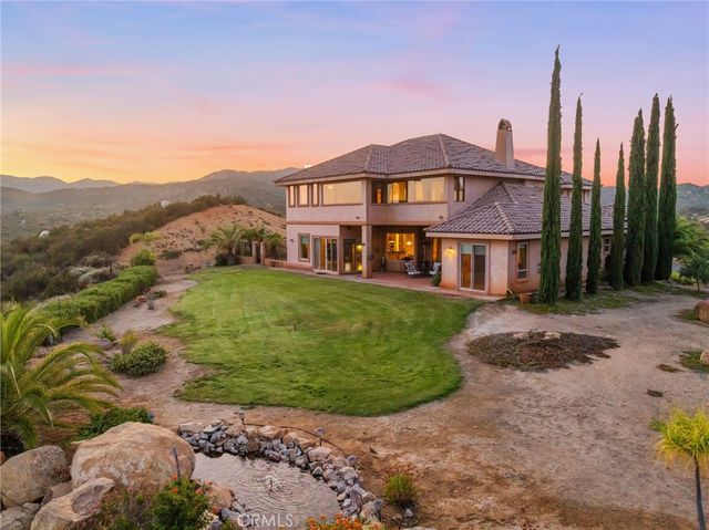 37654 Calle De Lobo, Murrieta, CA 92562