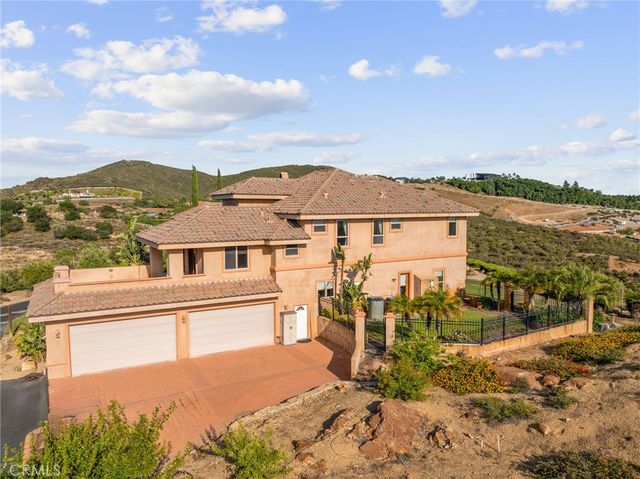 37654 Calle De Lobo, Murrieta, CA 92562