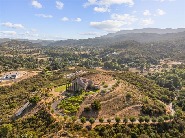 37654 Calle De Lobo, Murrieta, CA 92562