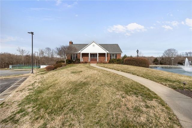 1103 Summer Place, Greensboro, NC 27410