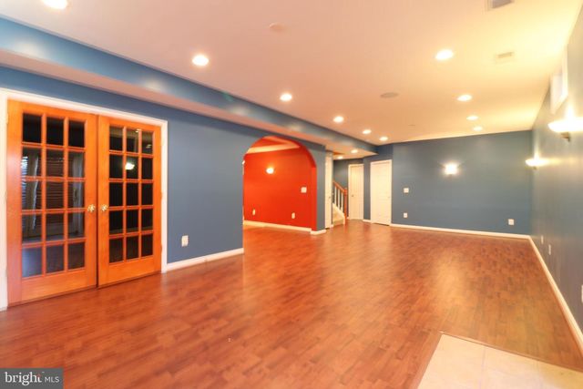 25497 CARRINGTON DR, Chantilly, VA 20152