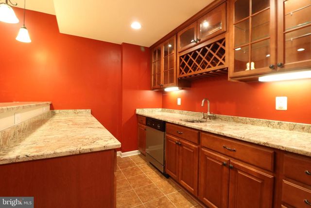 25497 CARRINGTON DR, Chantilly, VA 20152