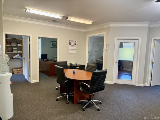 153 Broadway 2nd Floor 2, Hawthorne, NY 10532