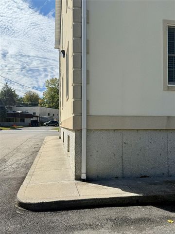 153 Broadway 2nd Floor 2, Hawthorne, NY 10532