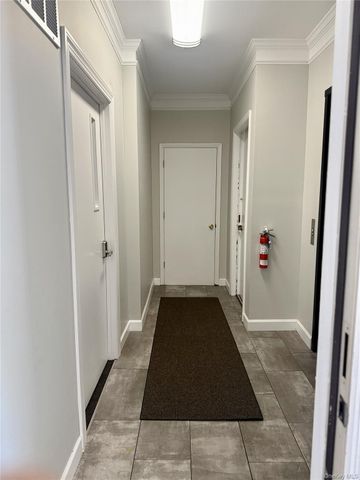 153 Broadway 2nd Floor 2, Hawthorne, NY 10532