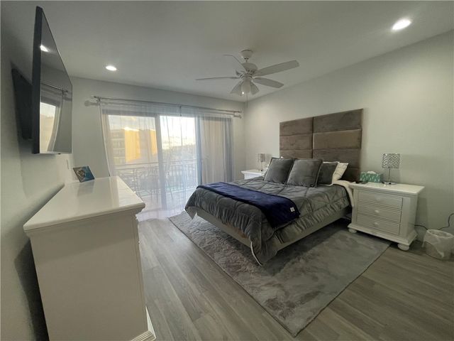 3939 Ocean Drive 405B, Vero Beach, FL 32963