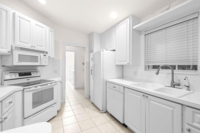7880 SE Peppercorn Court, Hobe Sound, FL 33455