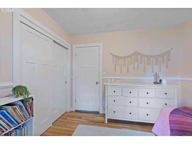 5240 Sw 173RD Ave, Beaverton, OR 97078