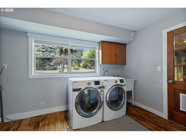 5240 Sw 173RD Ave, Beaverton, OR 97078