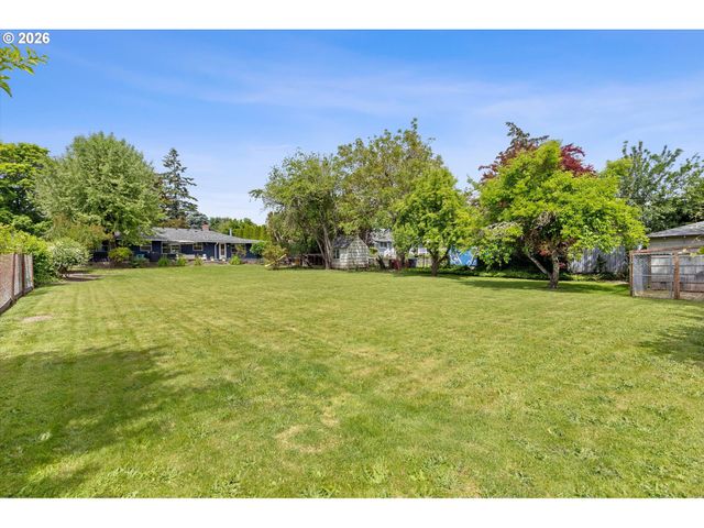 5240 Sw 173RD Ave, Beaverton, OR 97078