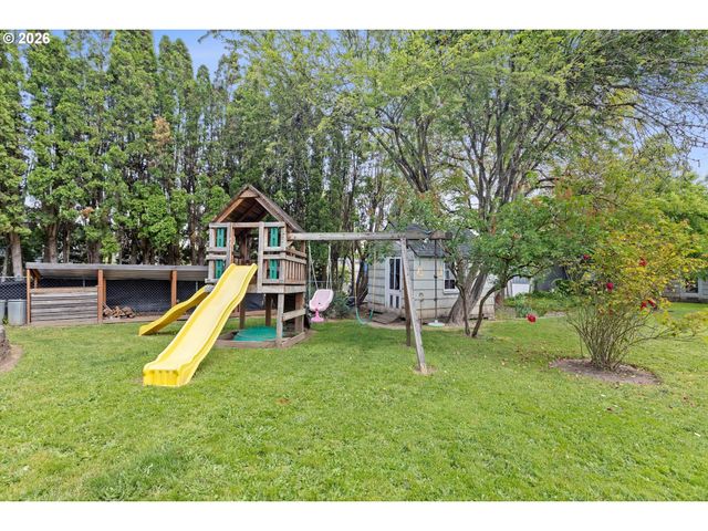 5240 Sw 173RD Ave, Beaverton, OR 97078