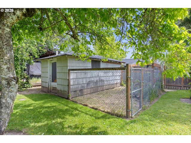 5240 Sw 173RD Ave, Beaverton, OR 97078