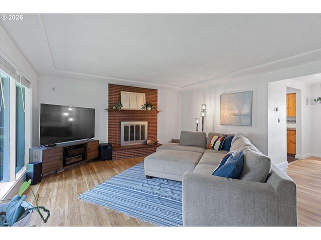 5240 Sw 173RD Ave, Beaverton, OR 97078