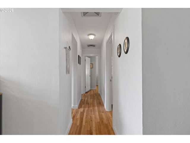 5240 Sw 173RD Ave, Beaverton, OR 97078