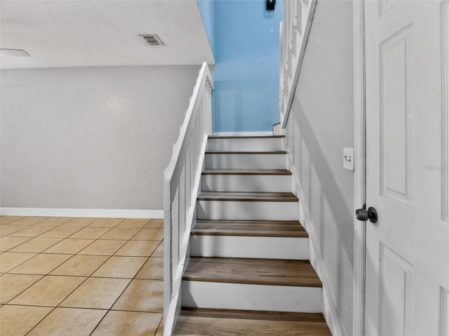 4586 PHEASANT RUN DRIVE B, Orlando, FL 32808